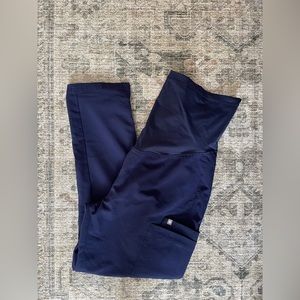 FIGS navy maternity scrub pants size Medium